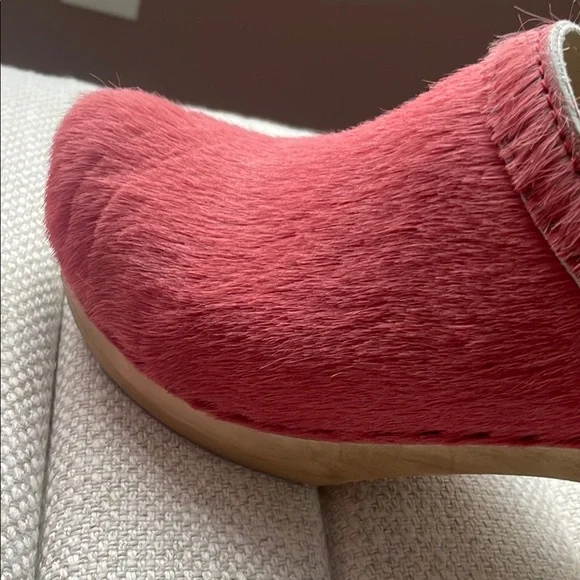 No. 6 coral pony hair Clogs - Picture 5 of 5